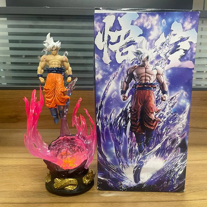 Figurine Goku Ultra Instinct 25cm