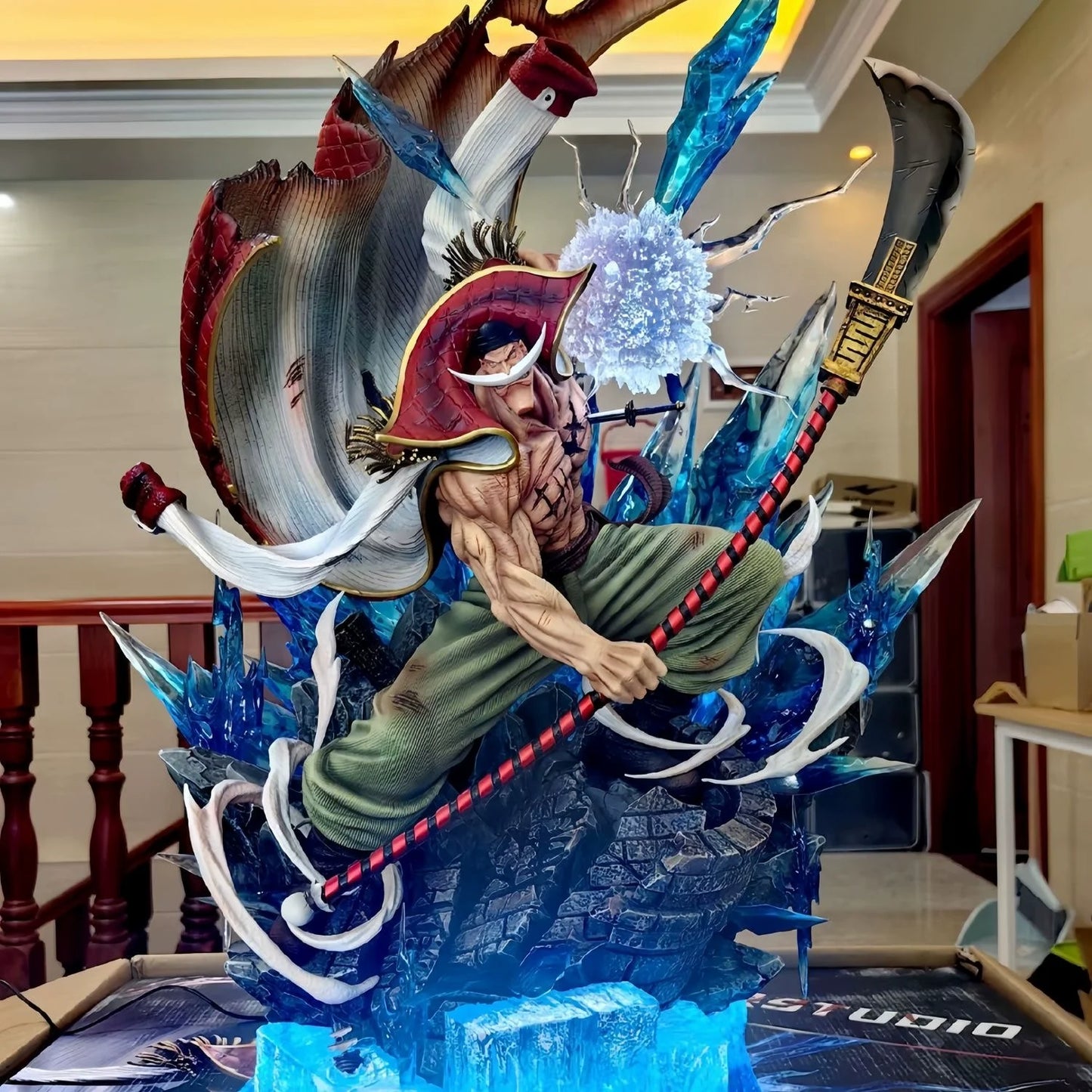 40cm Figurine Edward Newgate