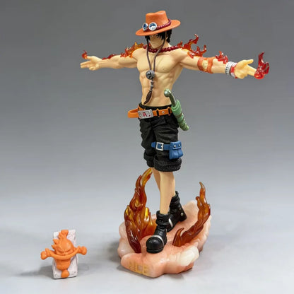 Figurine Ace 28cm
