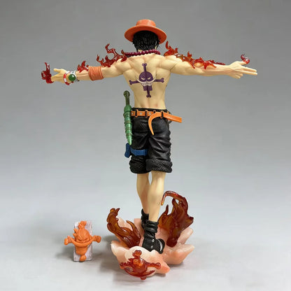 Figurine Ace 28cm