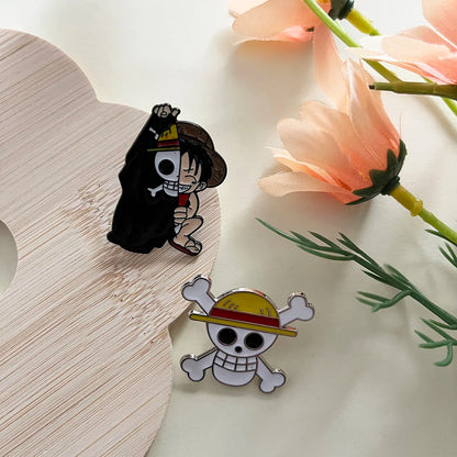 Lot 2 broches One Piece Luffy