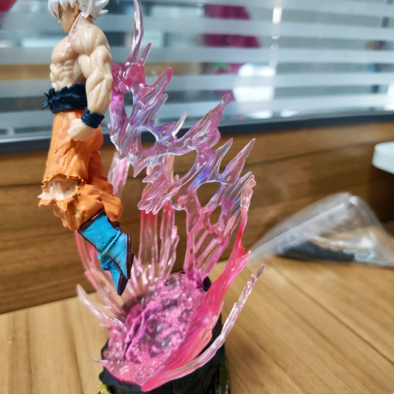 Figurine Goku Ultra Instinct 25cm