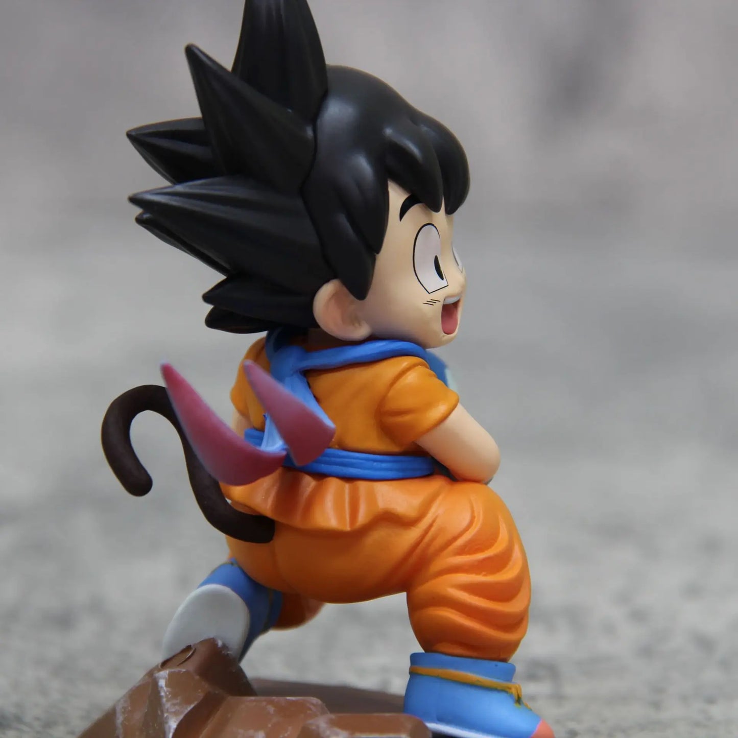 Figurine Petit Goku enfant